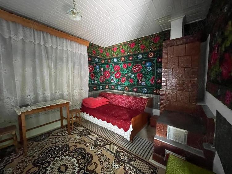 Casă cu 6 camere cu Teren 325 Mp în Soveja