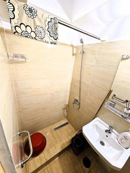 Apartament cu 2 camere semidecomandat în Universitate