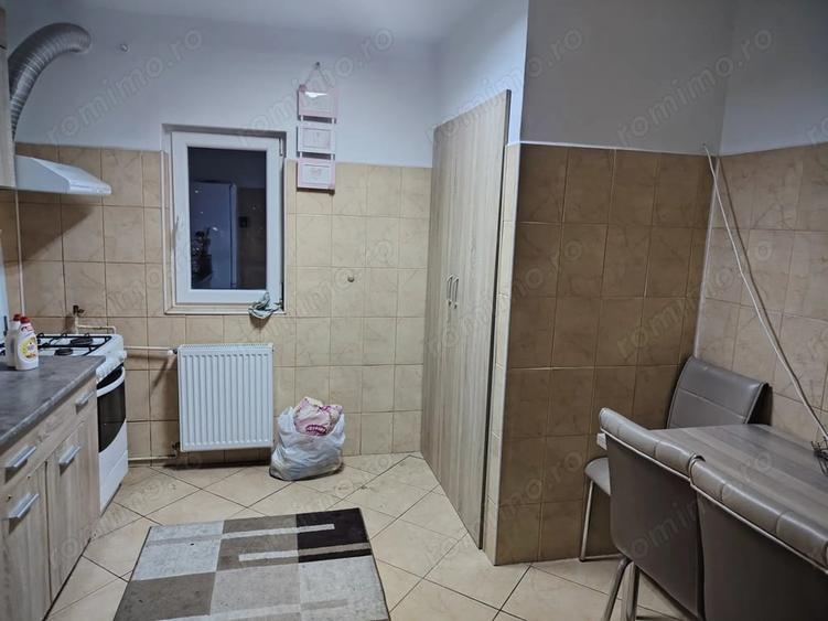 Apartament cu 2 camere semidecomandat în Șagului