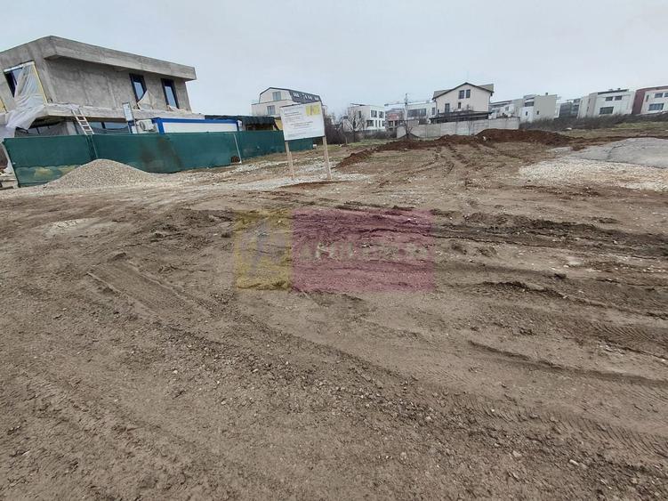 Vanzare teren constructie casa in zona Sisesti-Rompetrol - 4
