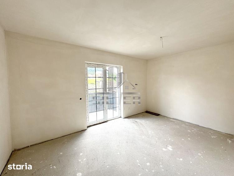 Casă cu 4 camere cu Teren 500 Mp în Chinteni