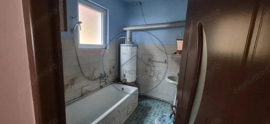 Casă cu Teren 3800 Mp în Prundu Bârgăului