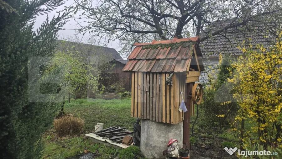 Casă cu 3 camere cu Teren 1427 Mp în Livada