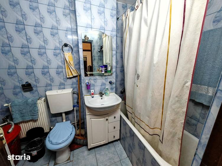 Apartament cu 2 camere nedecomandat în Republicii