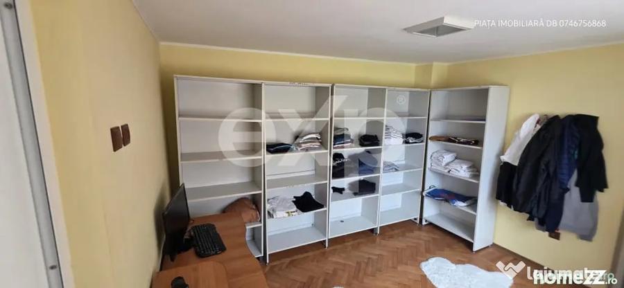 Casă cu 9 camere cu Teren 1053 Mp în Ultracentral