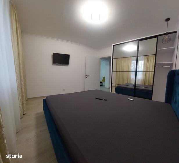 Apartament cu 3 camere, mobilat în Boema