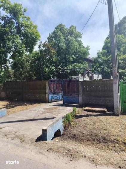 Casă cu 4 camere cu Teren 741 Mp în Podari