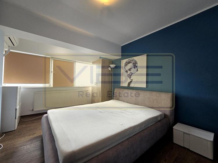 Apartament cu 4 camere decomandat, mobilat în Central