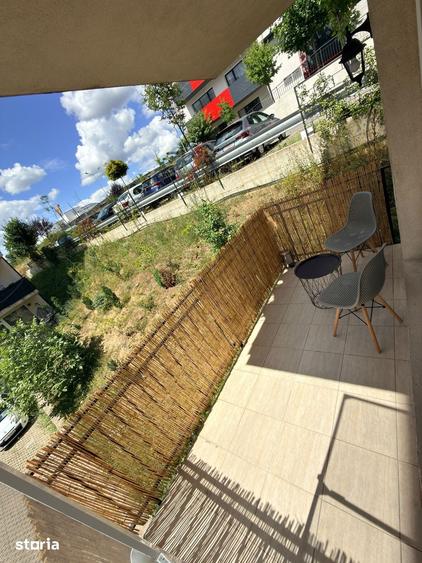 Apartament cu 3 camere în Dâmbul Rotund