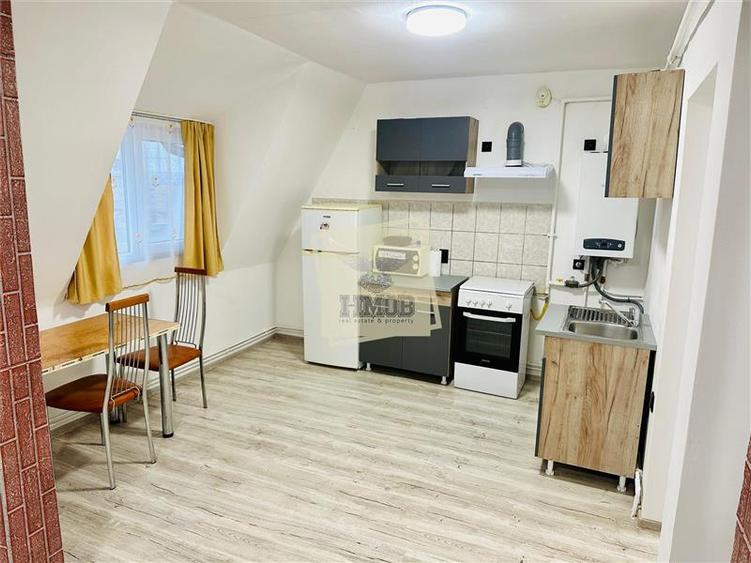 Apartament cu 2 camere semidecomandat, mobilat în Vasile Aaron
