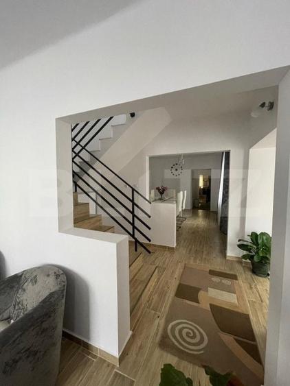 Casă spațioasă cu 5 camere, 180 mp utili și teren 720 mp – zona Barițiu - 11
