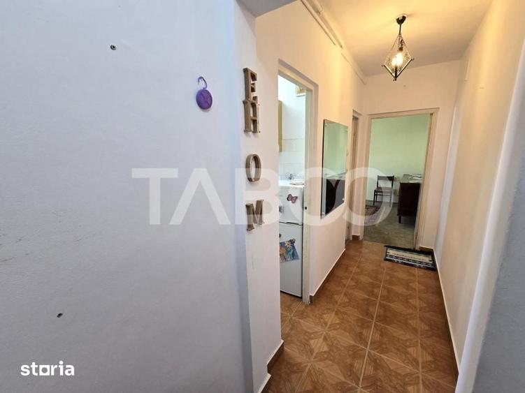 Apartament cu 2 camere nedecomandat în Trei Stejari