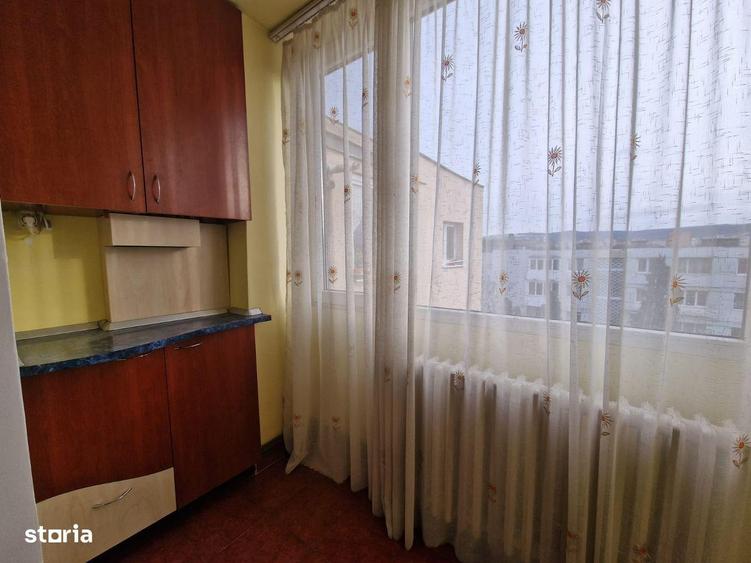 Apartament cu 2 camere semidecomandat, mobilat în Grigorescu