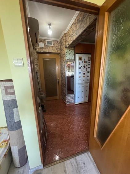 Garsonieră decomandată în Central