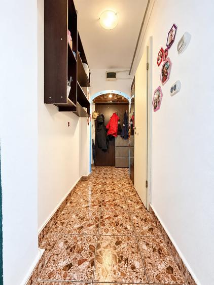 Apartament cu 3 camere, mobilat în P-ța Doina