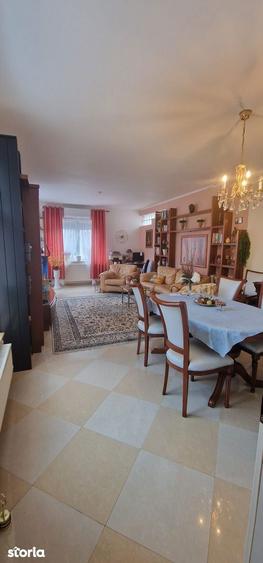Casa / Vila cu 5 camere de vanzare in zona Tomis Mall - 3