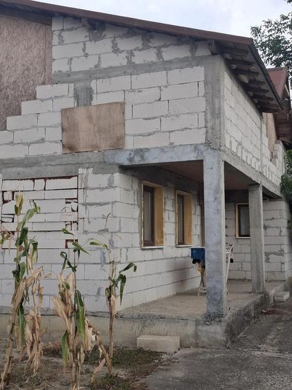 Casă cu Teren 1400 Mp în Bordeasca Veche