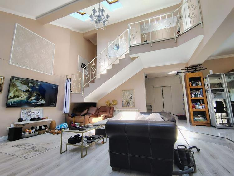 Casă individuală cu 4 camere cu Piscina în Corbeanca