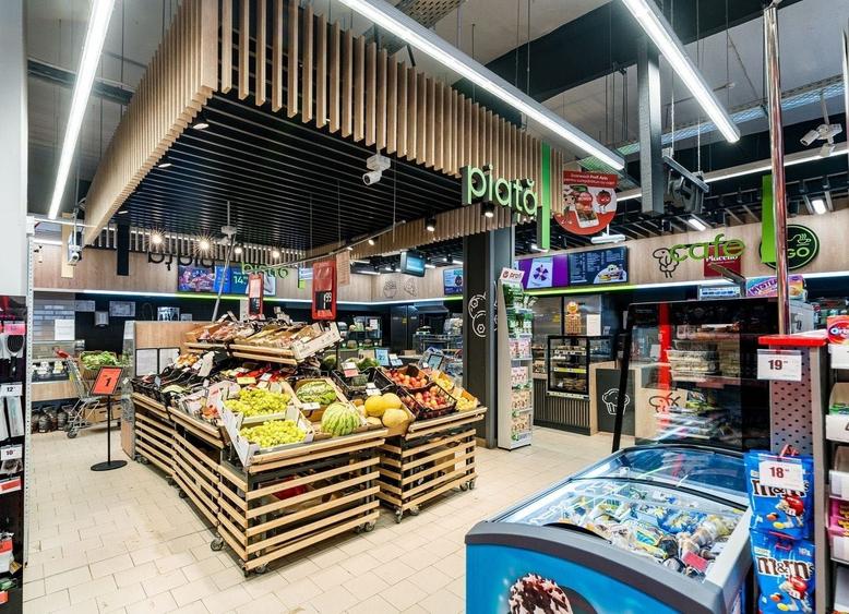 Spațiu comercial, de 374 mp, în Central