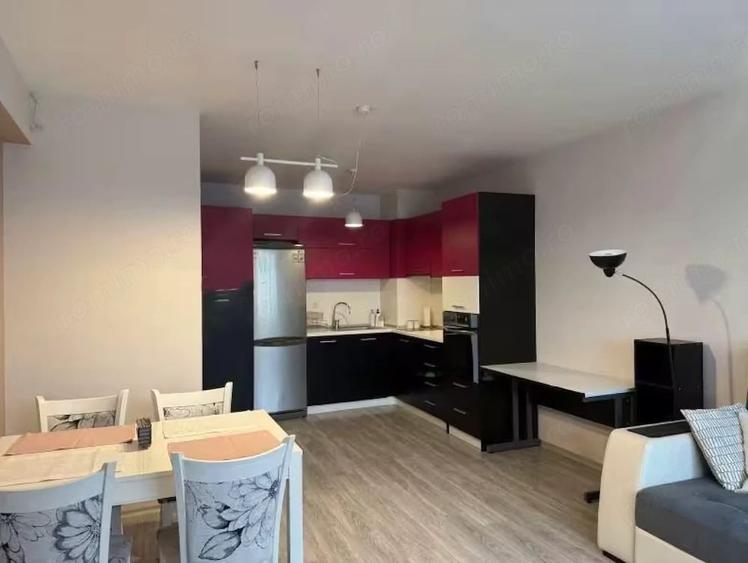Apartament cu 2 camere semidecomandat în Crângași