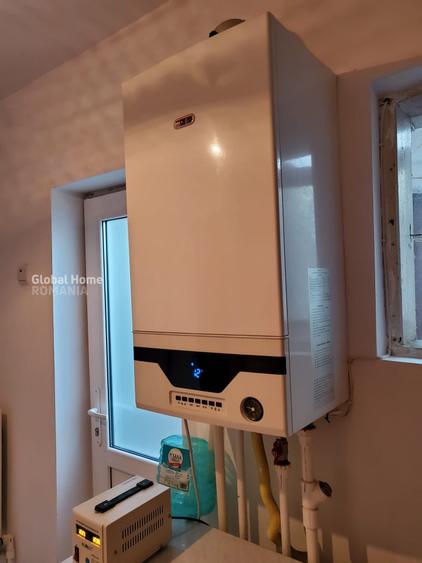 Casă individuală cu 5 camere cu Canalizare în P-ța Alba Iulia