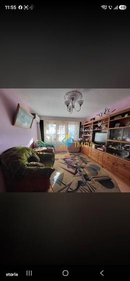 Apartament cu 3 camere semidecomandat în Milcov
