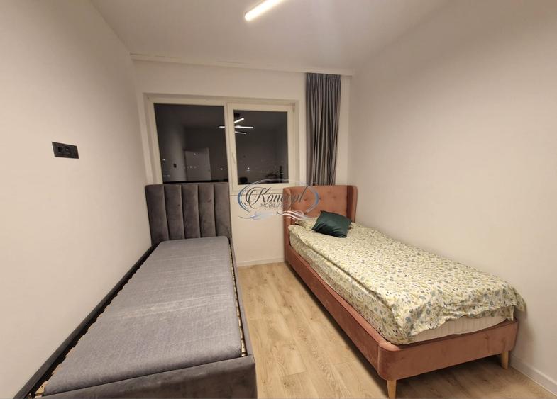 Apartament cu 3 camere semidecomandat, mobilat în Florești