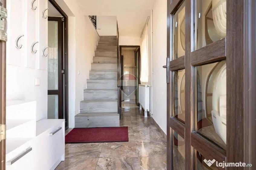 Casă cu 3 camere cu Teren 93 Mp în Sânpetru