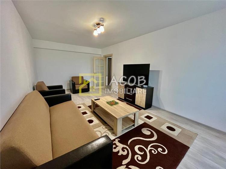 Apartament cu 2 camere decomandat, mobilat în Bistrița Lac