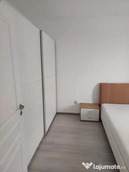 Apartament cu 2 camere decomandat în Giroc