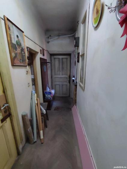 Casă cu 3 camere cu Teren 58 Mp în Romană