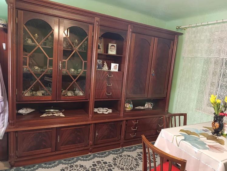 Casă cu 2 camere cu Teren 380 Mp în Central