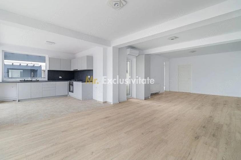 Apartament cu 5 camere semidecomandat în 1 Decembrie