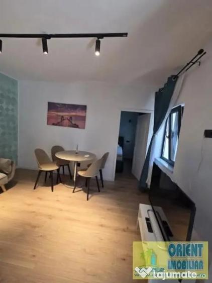 Apartament cu 2 camere decomandat, mobilat în Central