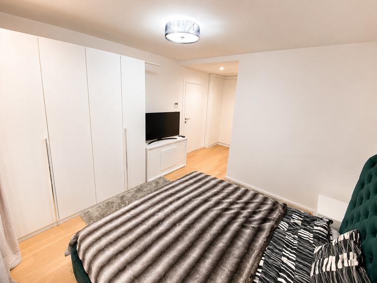 Apartament cu 3 camere semidecomandat, mobilat în Aviației