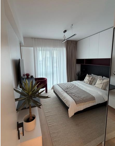 Apartament cu 3 camere decomandat în Theodor Pallady