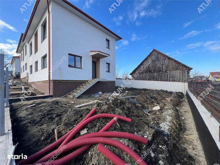 Casă cu 4 camere cu Teren 300 Mp în Șura Mică