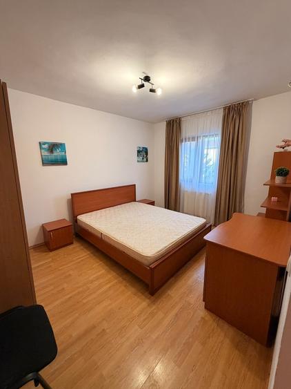 Duplex cu 4 camere cu Canalizare în Europa