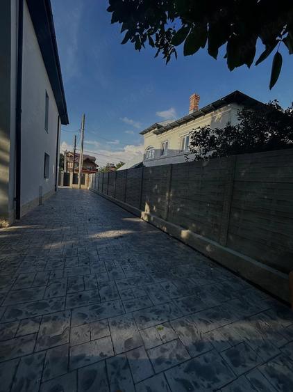 Casă cu Teren 1000 Mp în Nanov