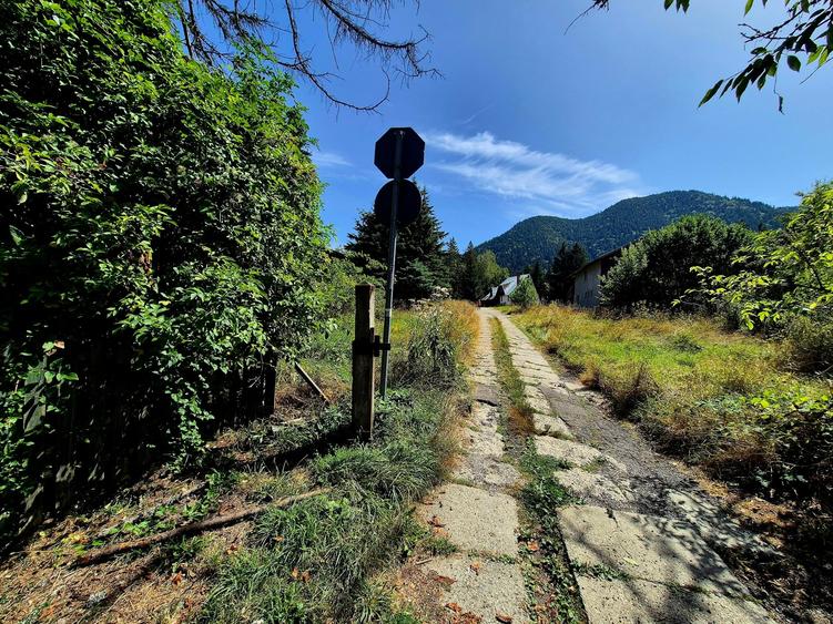 Teren Construcții intravilan de 2706 mp, în Poiana Brașov