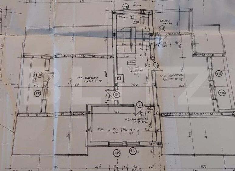 Casă individuală cu 8 camere cu Canalizare în Gruia