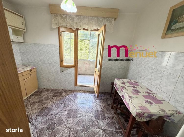 Apartament 3 camere,etaj 2,zona C5 - 7