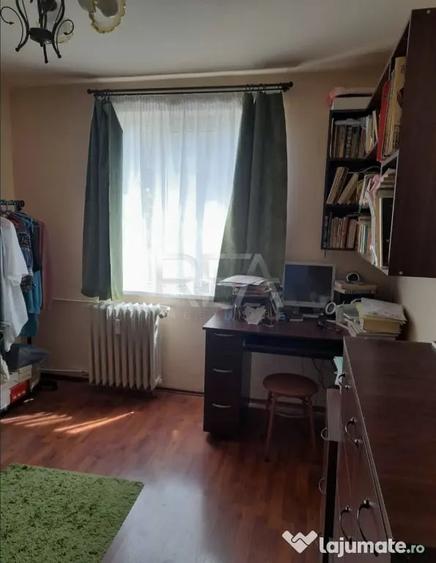 Apartament cu 3 camere decomandat în Drumul Taberei