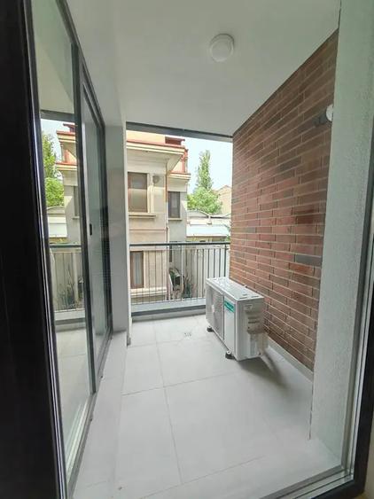 Apartament cu 2 camere semidecomandat în Pache Protopopescu
