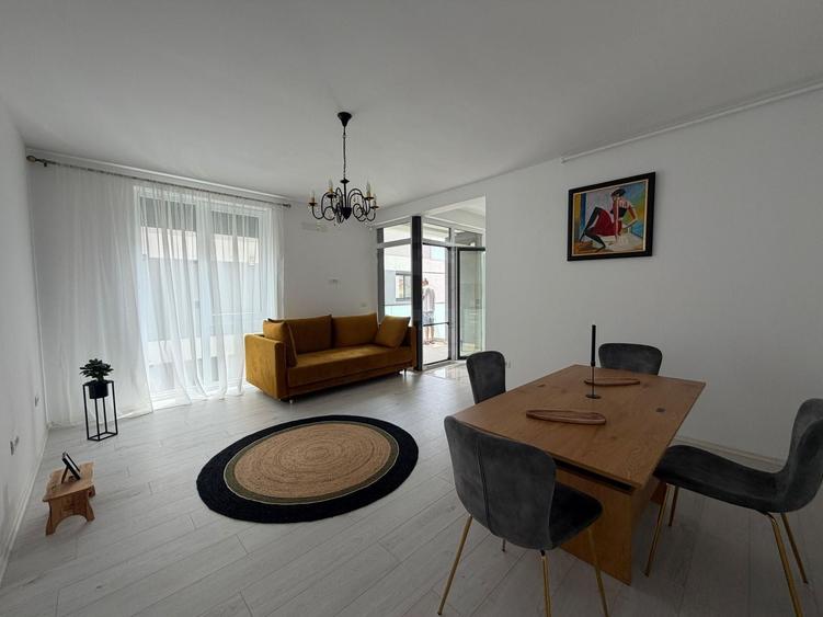 Apartament cu 2 camere semidecomandat, mobilat în Dumbrăvița