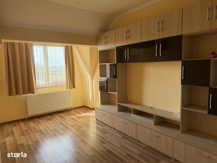 Apartament cu 3 camere în Carpați 2