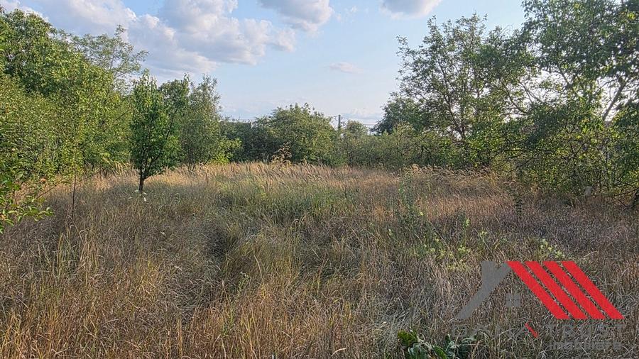Casă individuală cu 4 camere cu Canalizare în Exterior Sud
