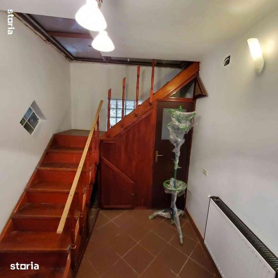 Casă cu 3 camere cu Teren 300 Mp în Păulești