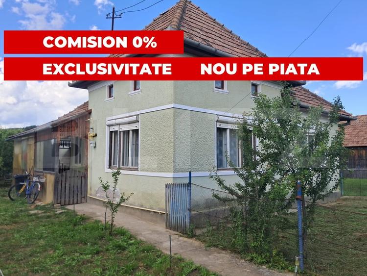 Casă individuală cu 2 camere cu Canalizare în Sărmașu