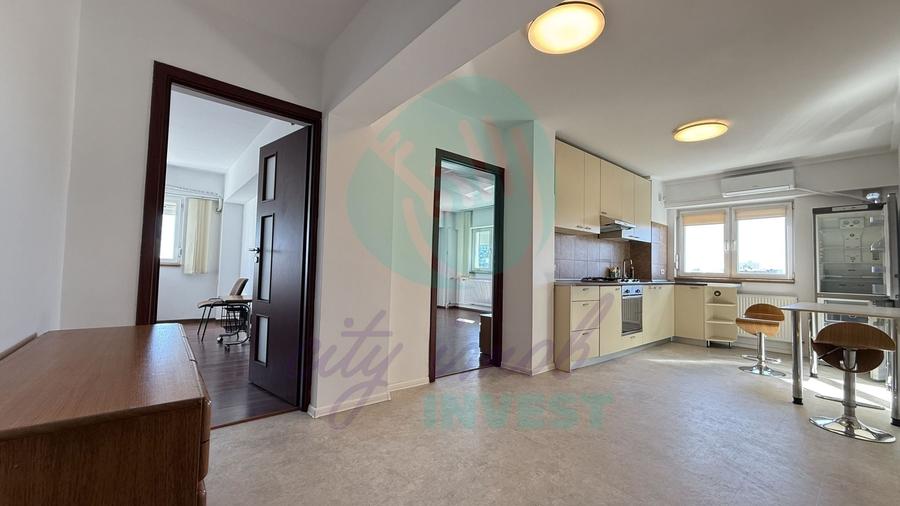 Apartament cu 3 camere decomandat, mobilat în Armeneasca